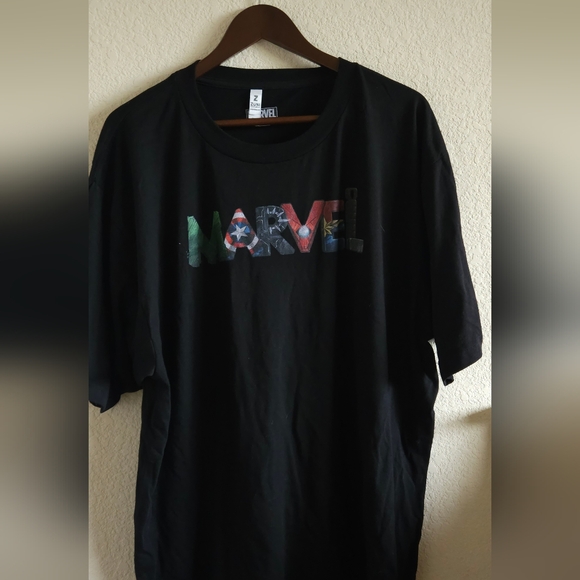 Marvel t shirt - Picture 2 of 6